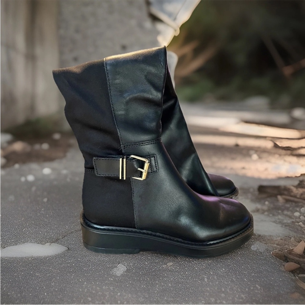 NWOT Women's Black Leather Boots